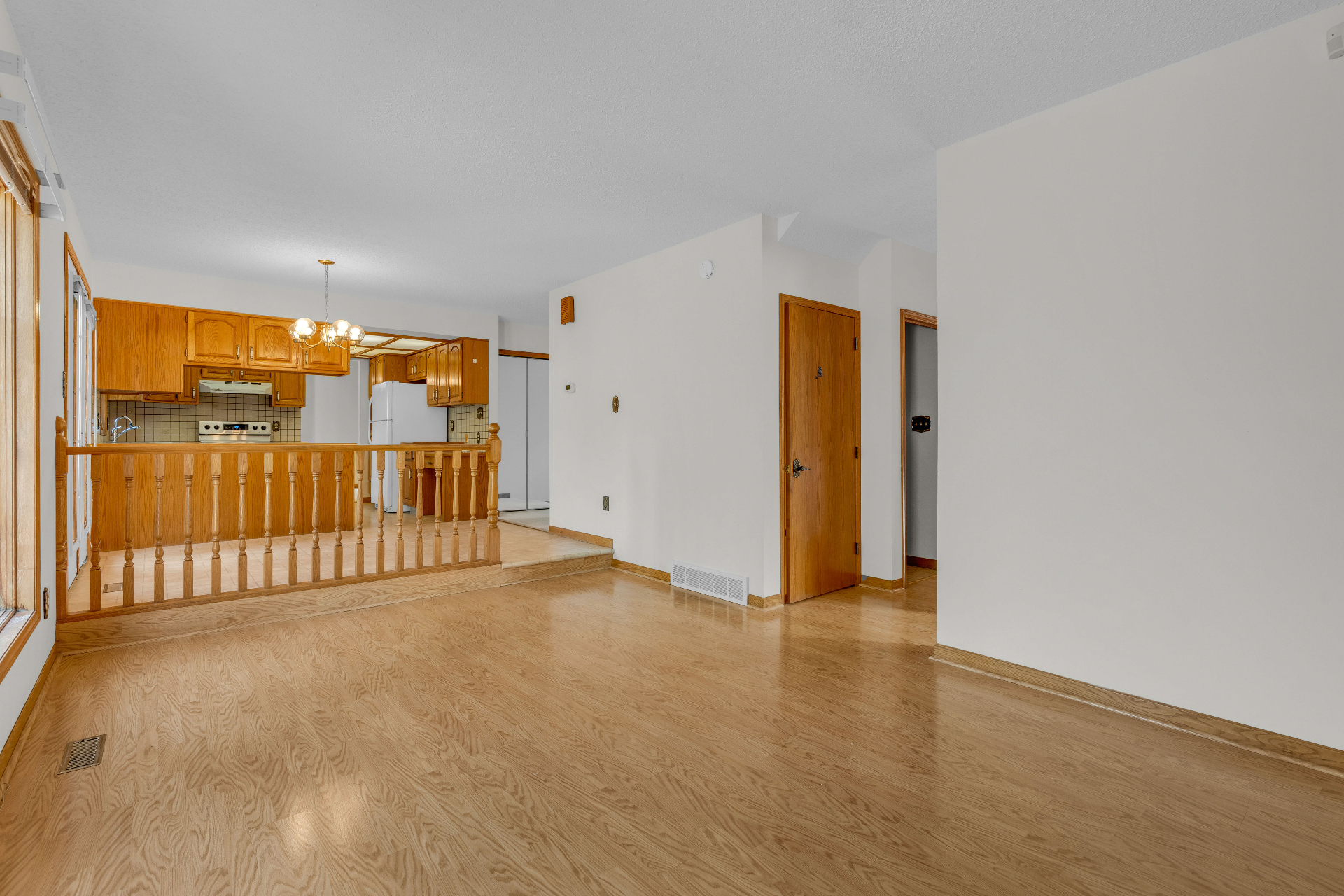 Forest Grove 社区独栋出售·747 Wilkinson Way——林与唐地产 - 6